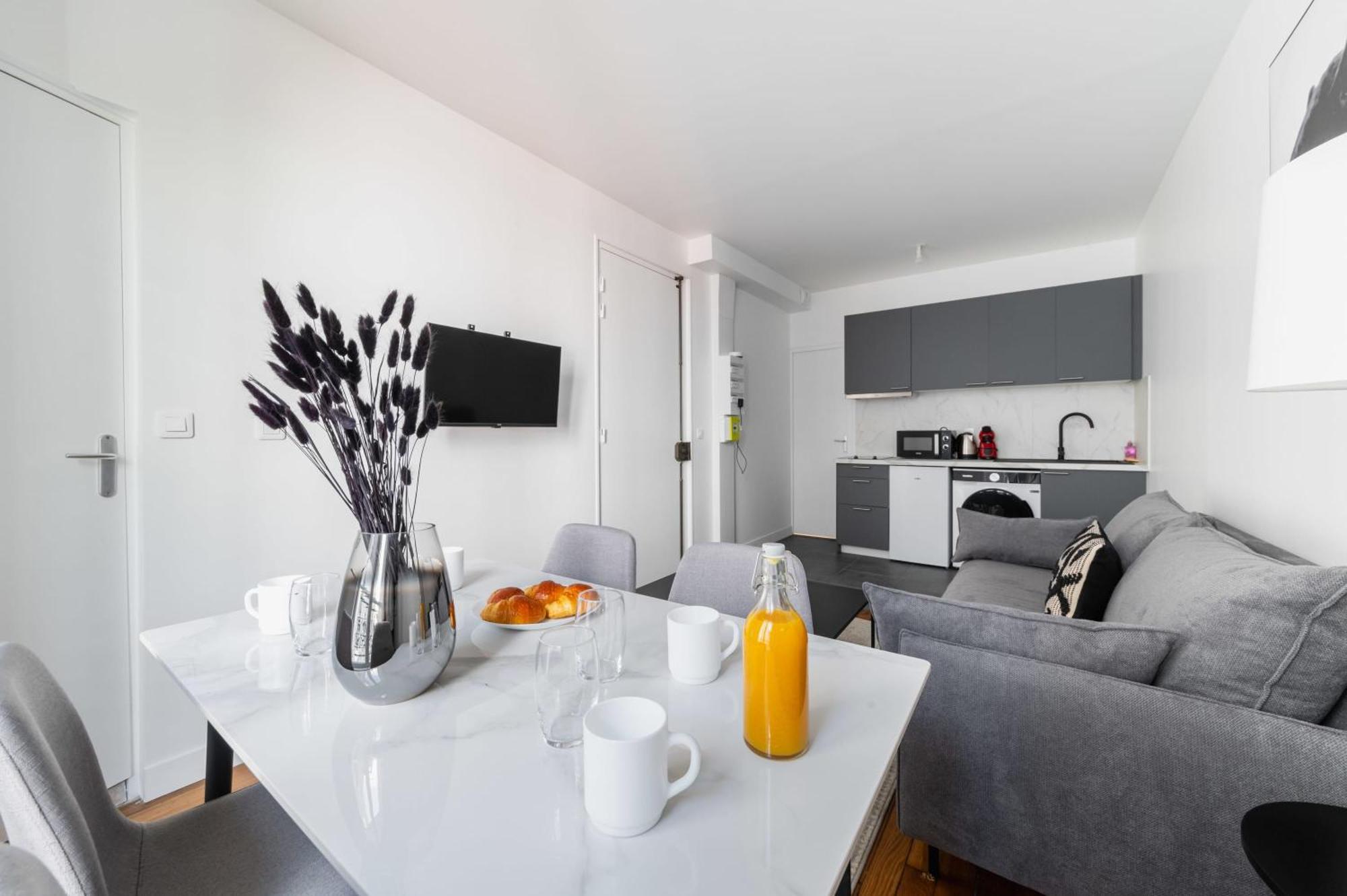 2 Pieces Refait Neuf Metro Jaures - Paris 19 - 4P - Flat-Guest Apartment Luaran gambar