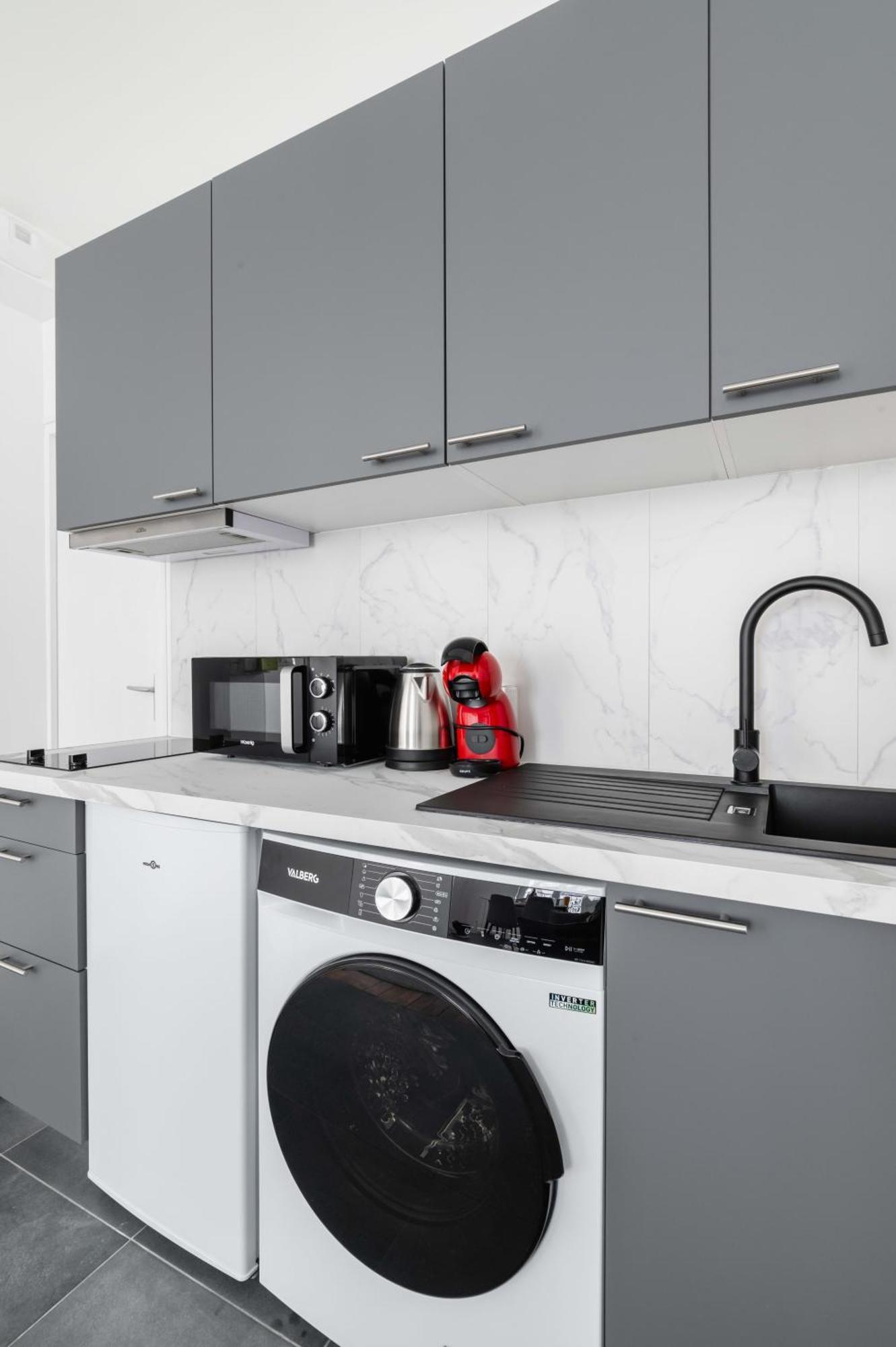 2 Pieces Refait Neuf Metro Jaures - Paris 19 - 4P - Flat-Guest Apartment Luaran gambar